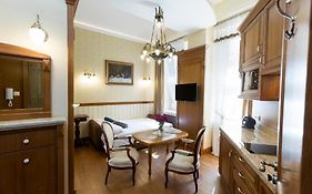 Luxury Apartment Czapskich Street